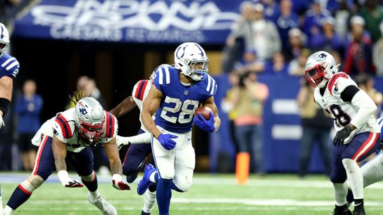 BSJ Game Report: Colts 27, Patriots 17 - New England repeatedly shoots self in foot taken at BSJ Headquarters (Patriots)